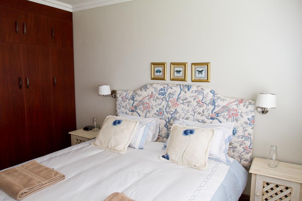 Mountain View Manor Hotel Grahamstown Room photo