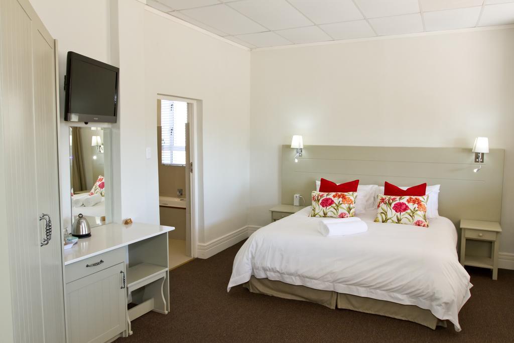 Mountain View Manor Hotel Grahamstown Exterior photo